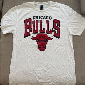 Chicago Bulls White T-Shirt